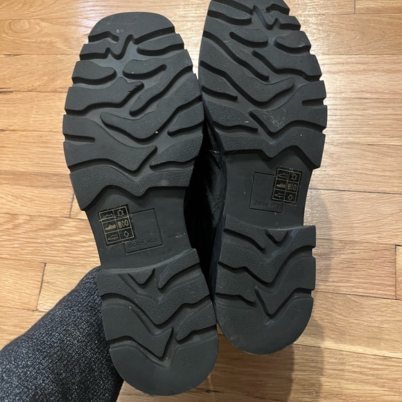 Dolce Vita Black Women's Loafers - Picture 5 of 6